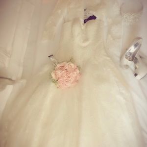 Meet your Posher, Enas